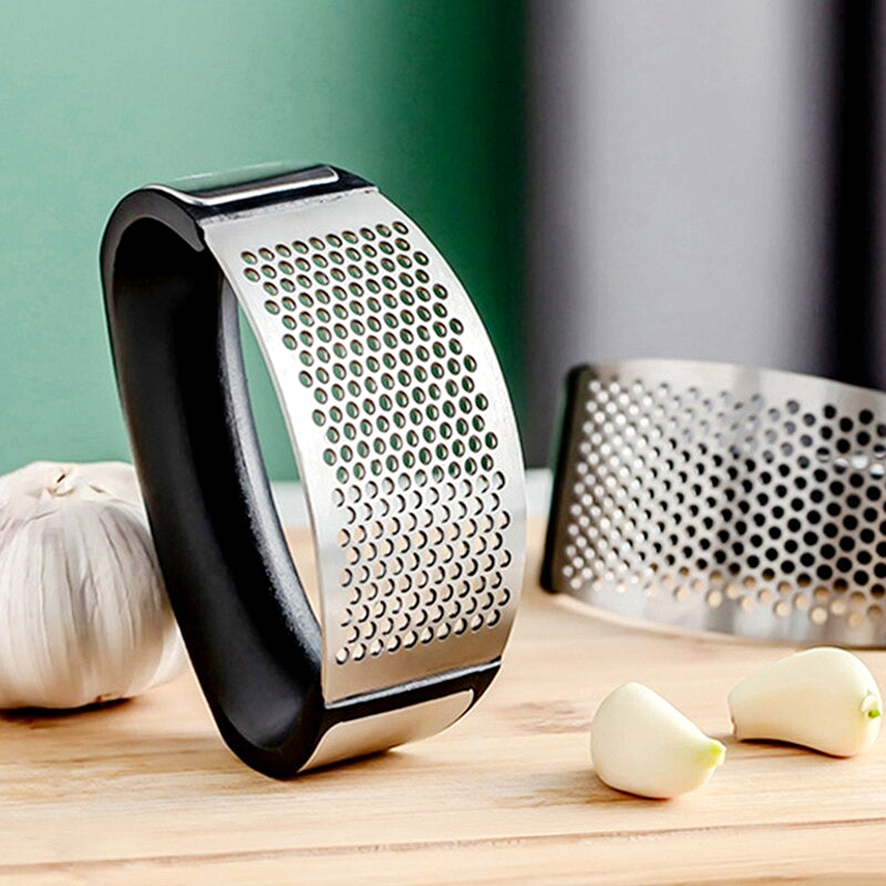 Effortless Stainless Steel Garlic Press Rocker – Ergonomic Garlic Crusher and Mincer