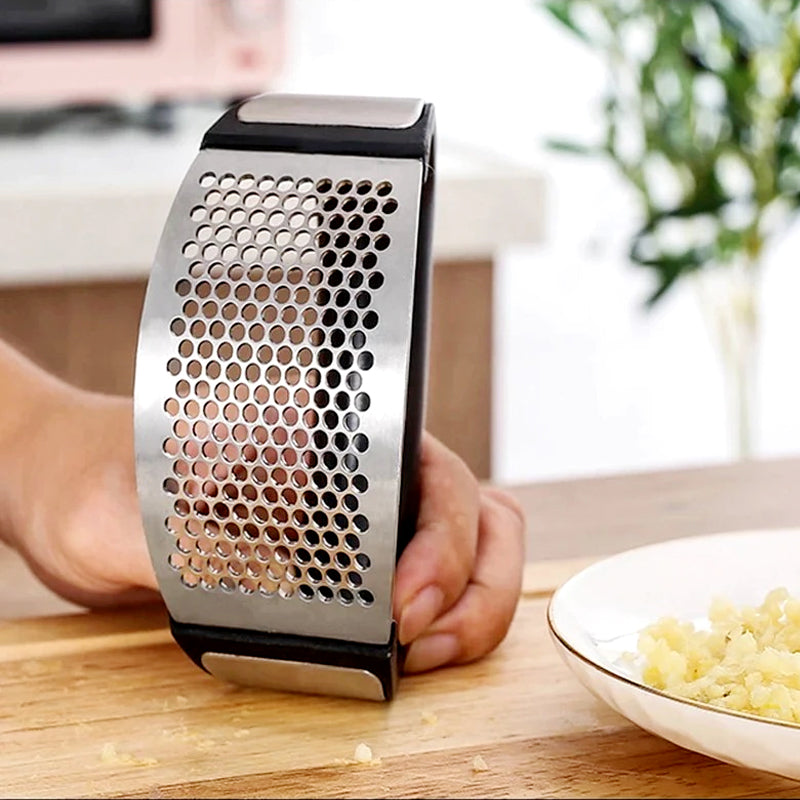 Effortless Stainless Steel Garlic Press Rocker – Ergonomic Garlic Crusher and Mincer